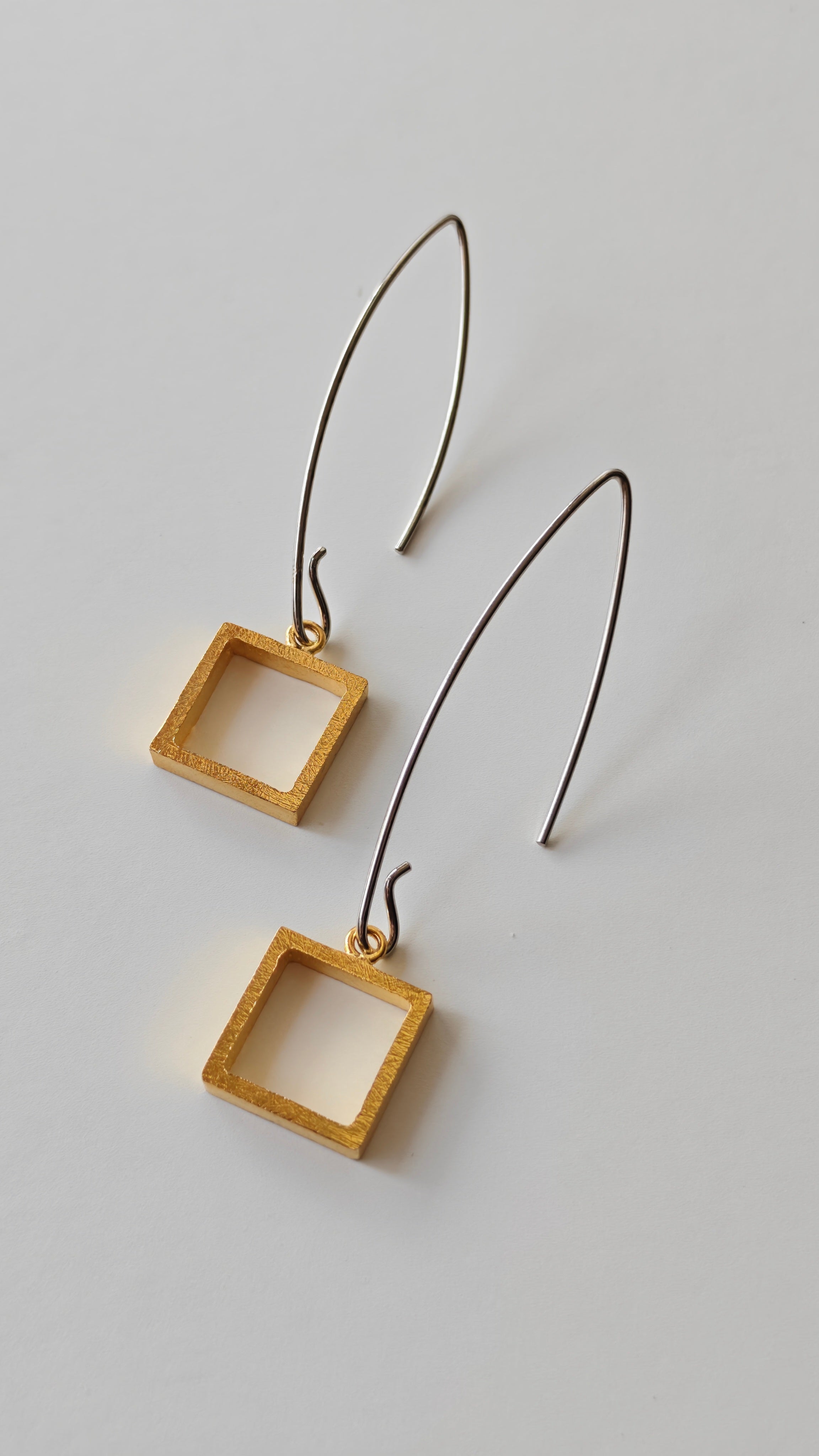 Thyra Squares