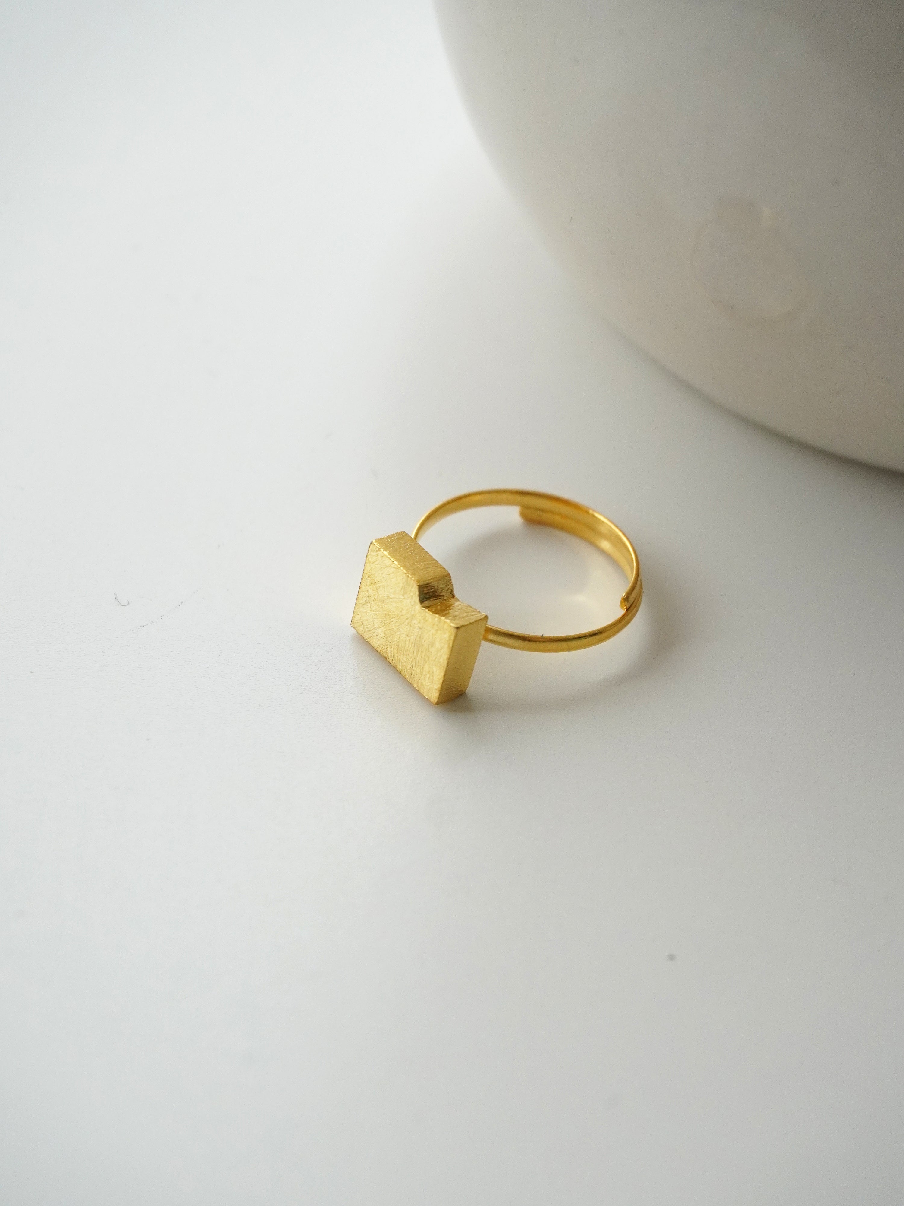 Urritica Ring